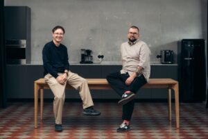 1 Kamil Pączkowski i Mateusz Bąkała - dys.studio_min